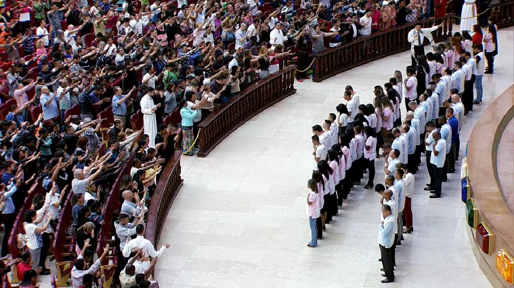 Imagem de capa - Eles estendem as mãos para aqueles que, muitas vezes, a sociedade rejeita